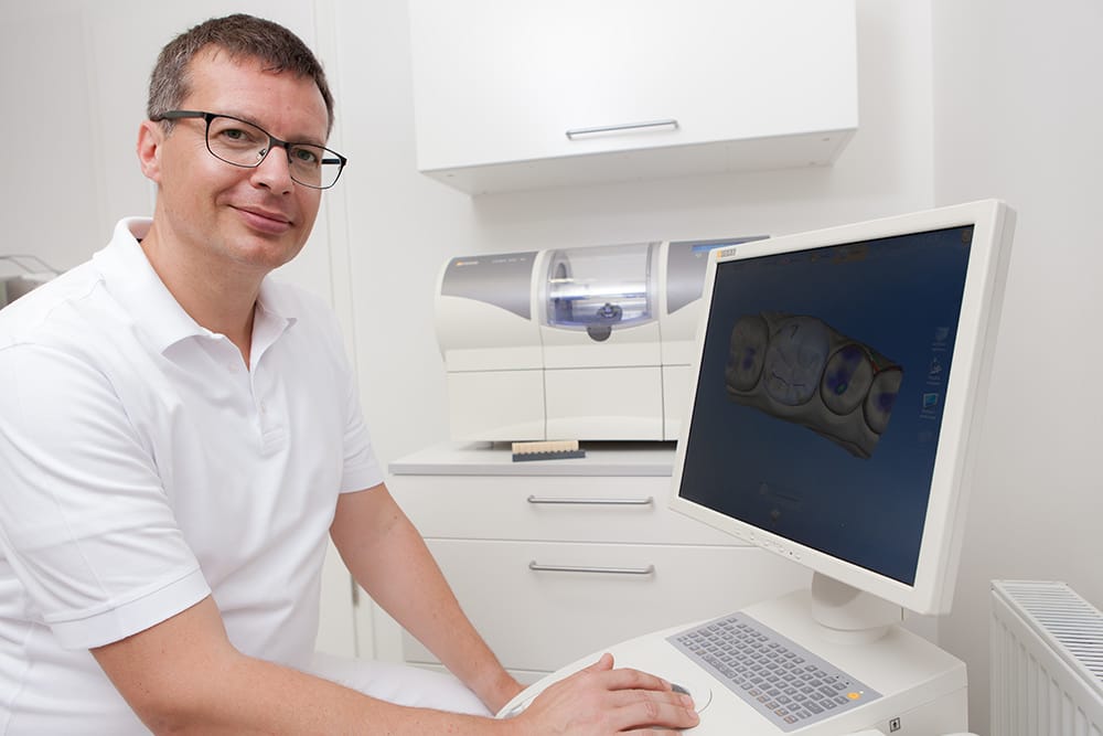 Zahnarzt Pinneberg - Dr. Philip Kummerer - Cerec